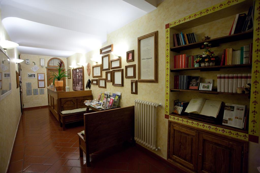 Locanda Dei Poeti Rooms & Apartments Florence Exterior photo